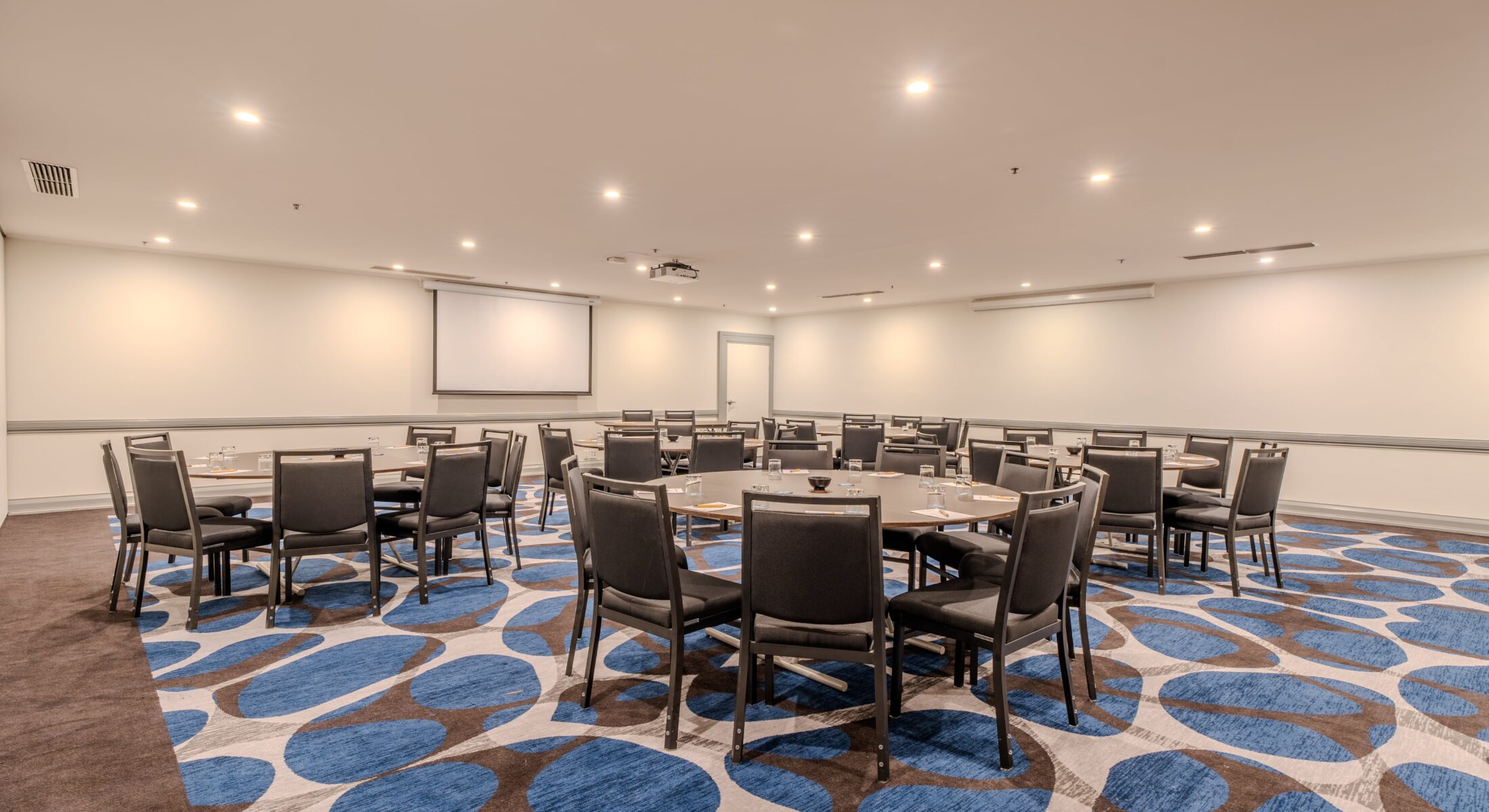 Bluewater 2 Meeting Room
