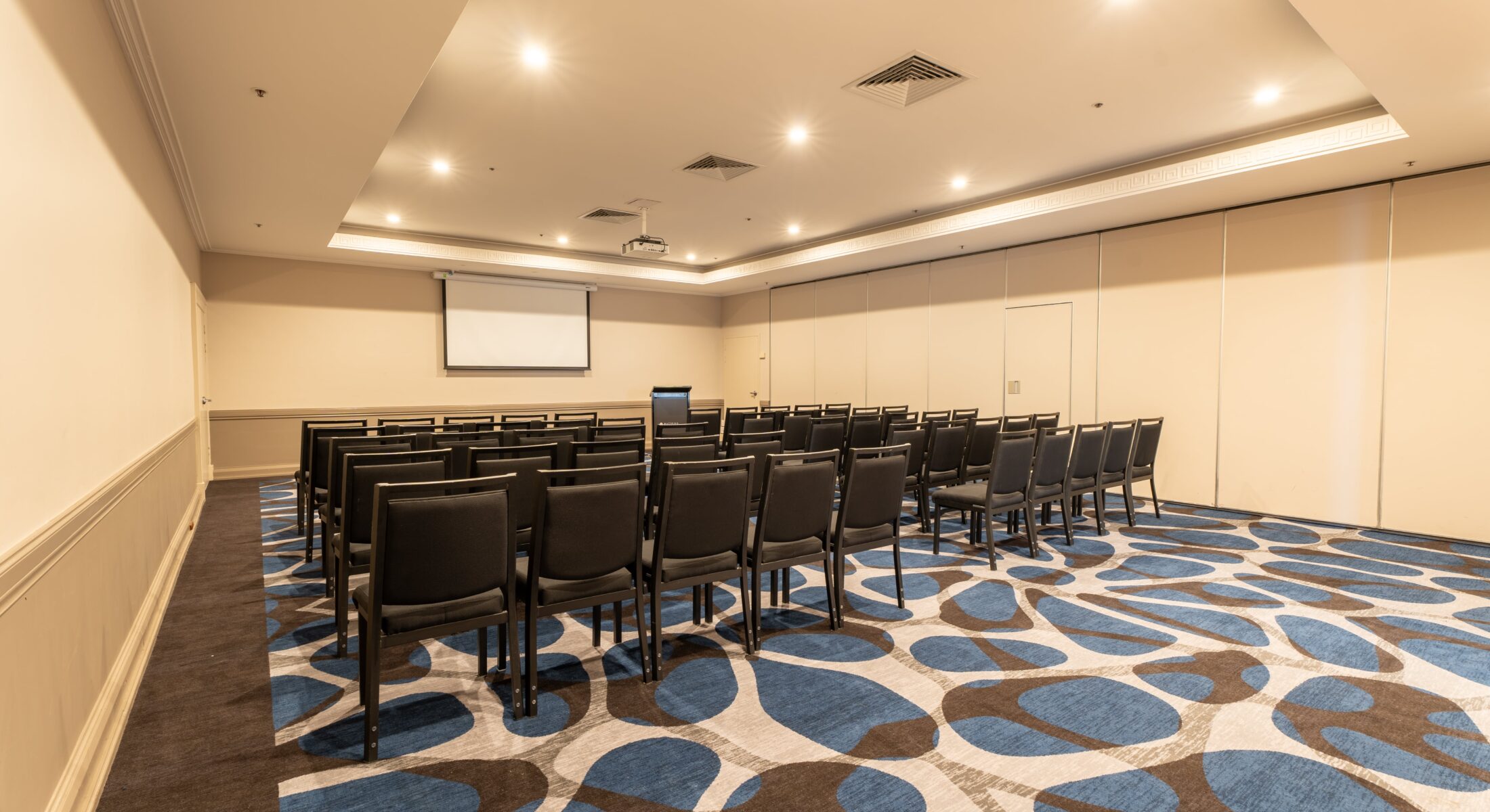 Tully 1 Meeting Room