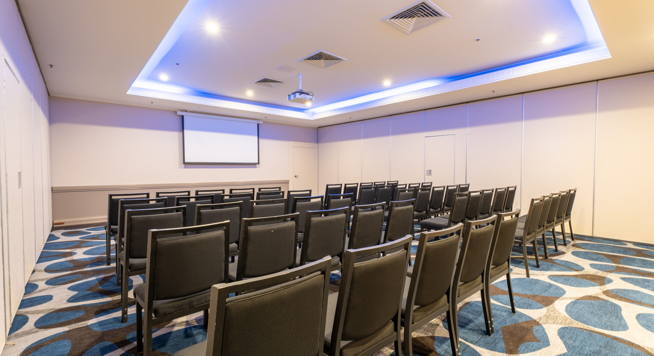 Tully 2 Meeting Room