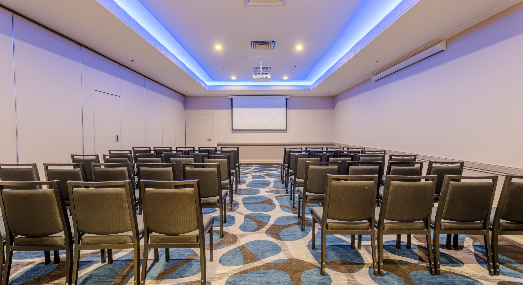Tully 3 Meeting Room